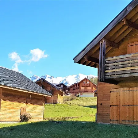 Mitoyen 3 Pieces Avec Local Et Parking Gratuit - Fr-1-504-3 Chalet *